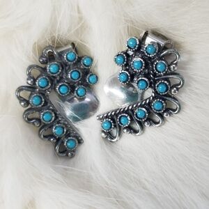 Vintage Sancrest R faux turquoise and silvertone clip earrings
